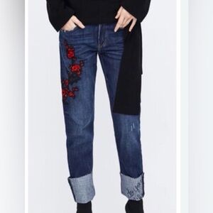 Zara Trafaluc “Do You Like My Shoes?” Embroidered Jeans, Size 6